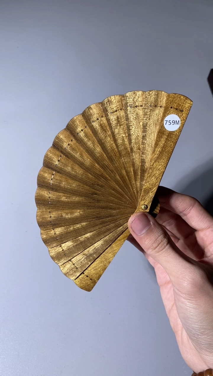 【闪购商品】金丝楠759号10cm金丝楠木小叶桢楠掌中扇