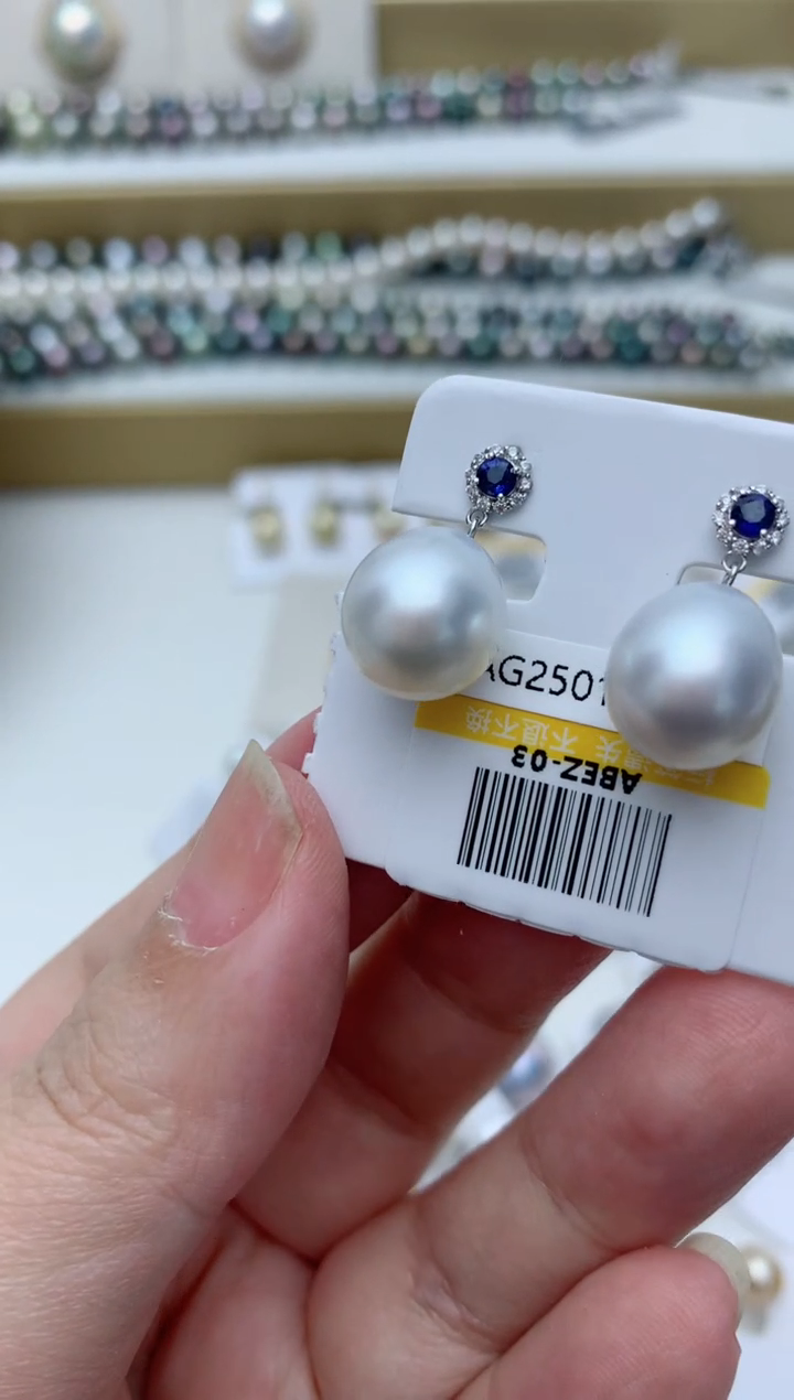 【闪购商品】海水珍珠耳饰18K金镶嵌e86 