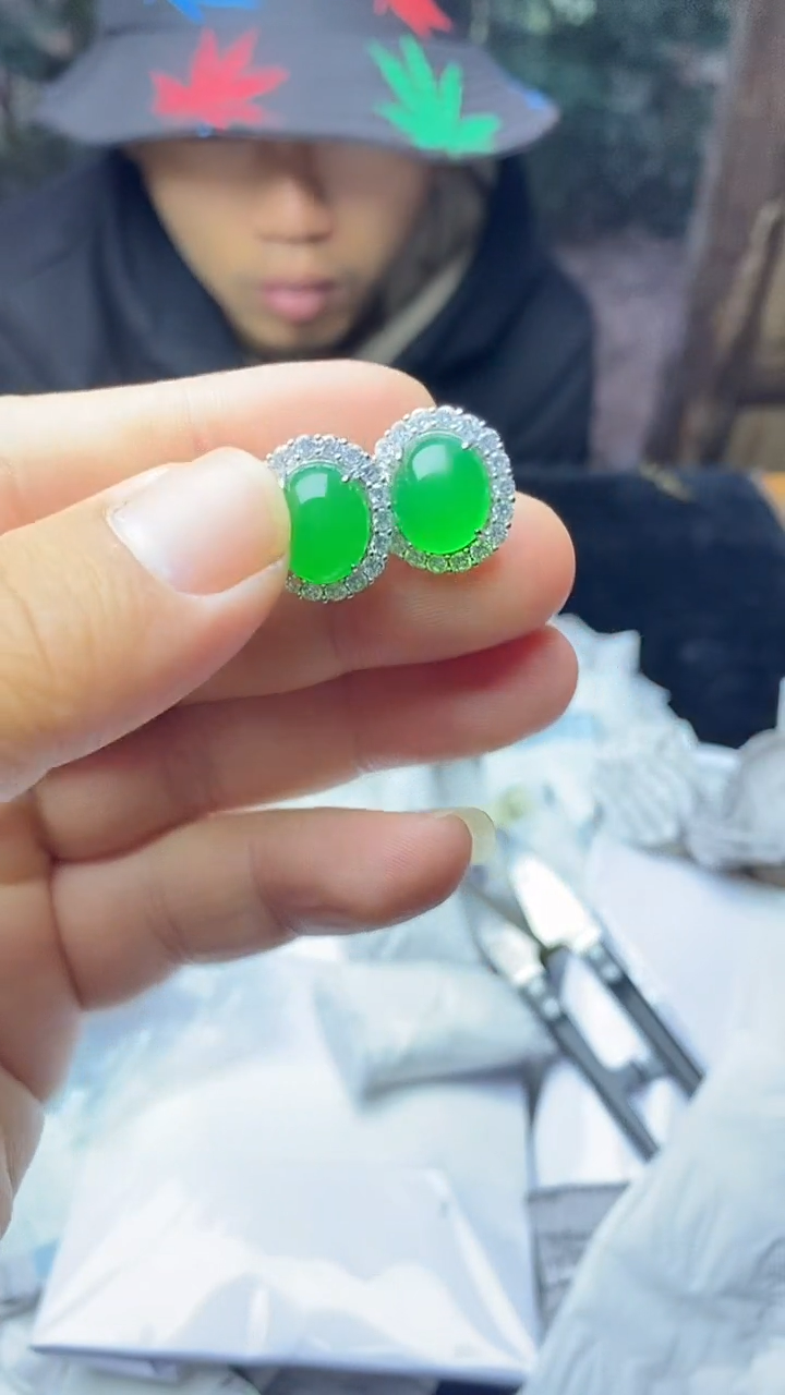 满色吊坠 所见即所得！！！