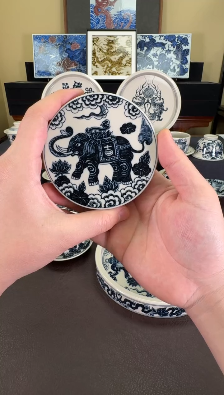 【闪购商品】二号釉大象纹盖置