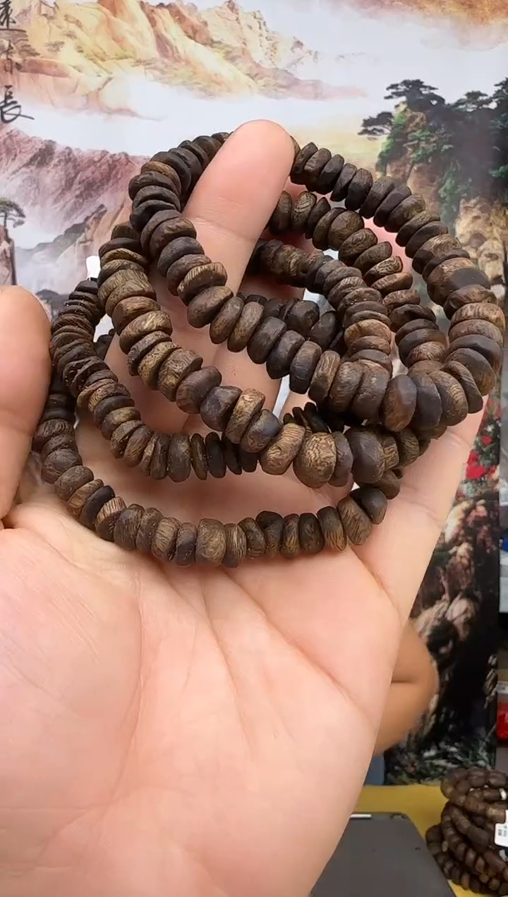 沉香沉香碎屑+不规则白奇虫漏卡9宠粉多样性发一条