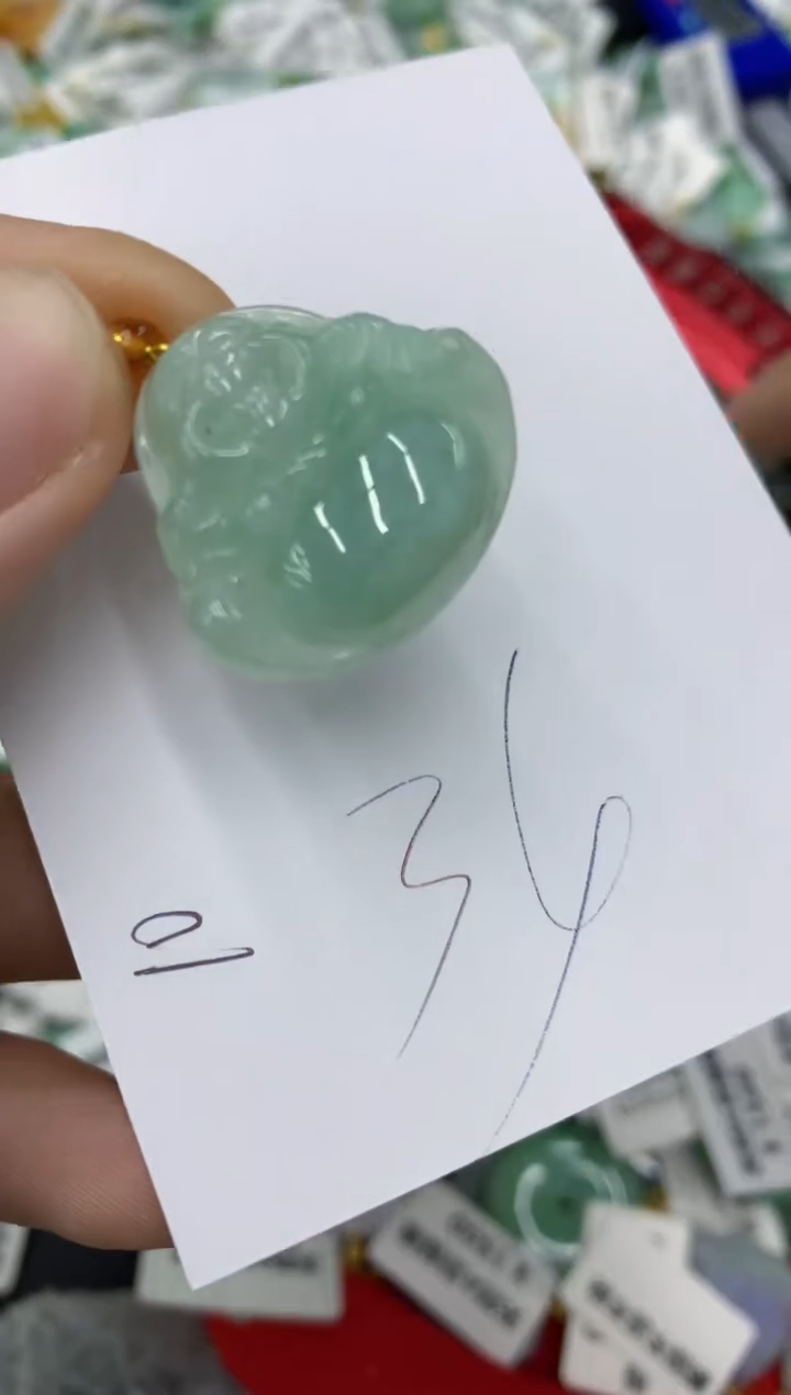 翡翠未镶嵌颈饰号链接1111111