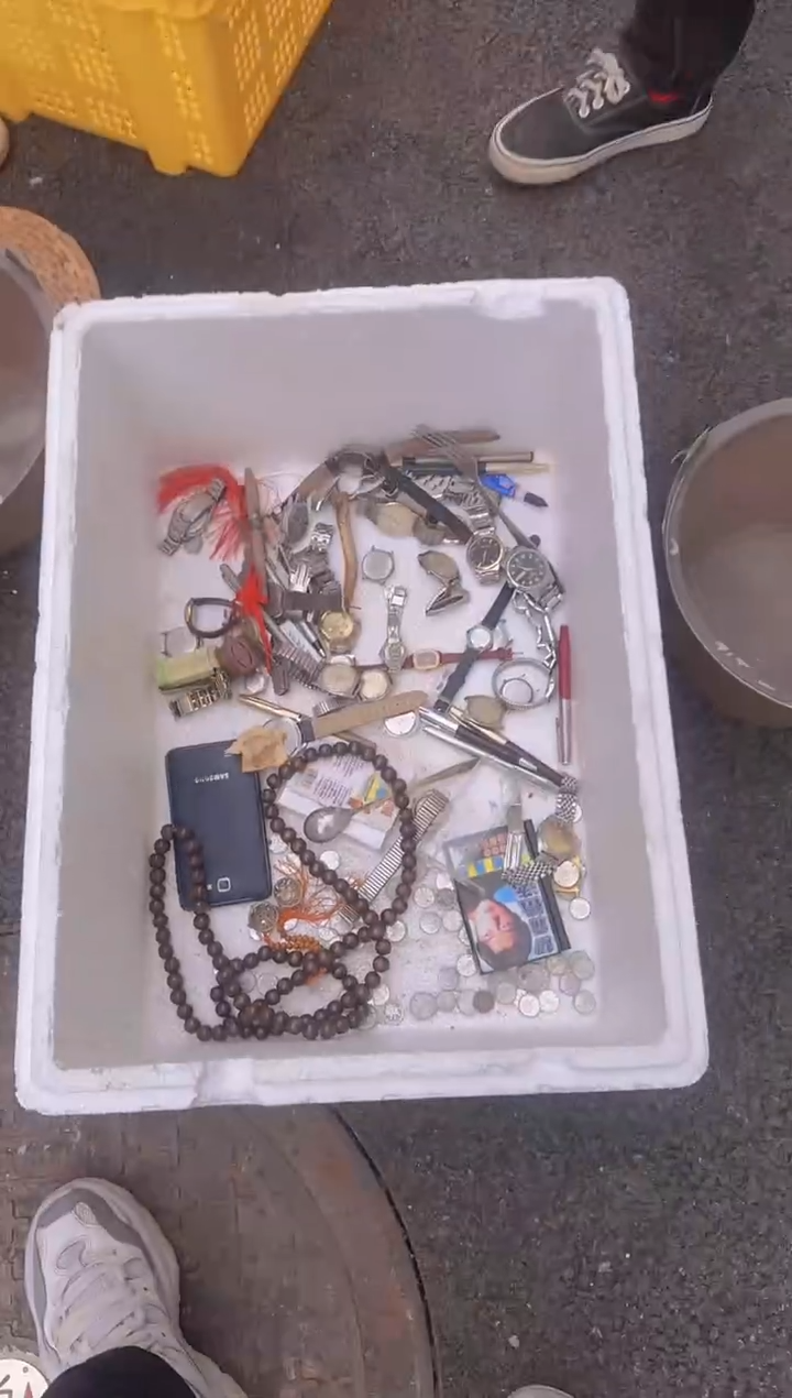 茶盏潘****号直播闪购改价链接