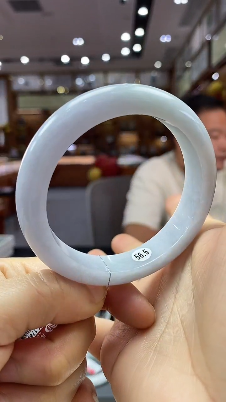 颈饰未镶嵌翡翠手镯56.5圈18号