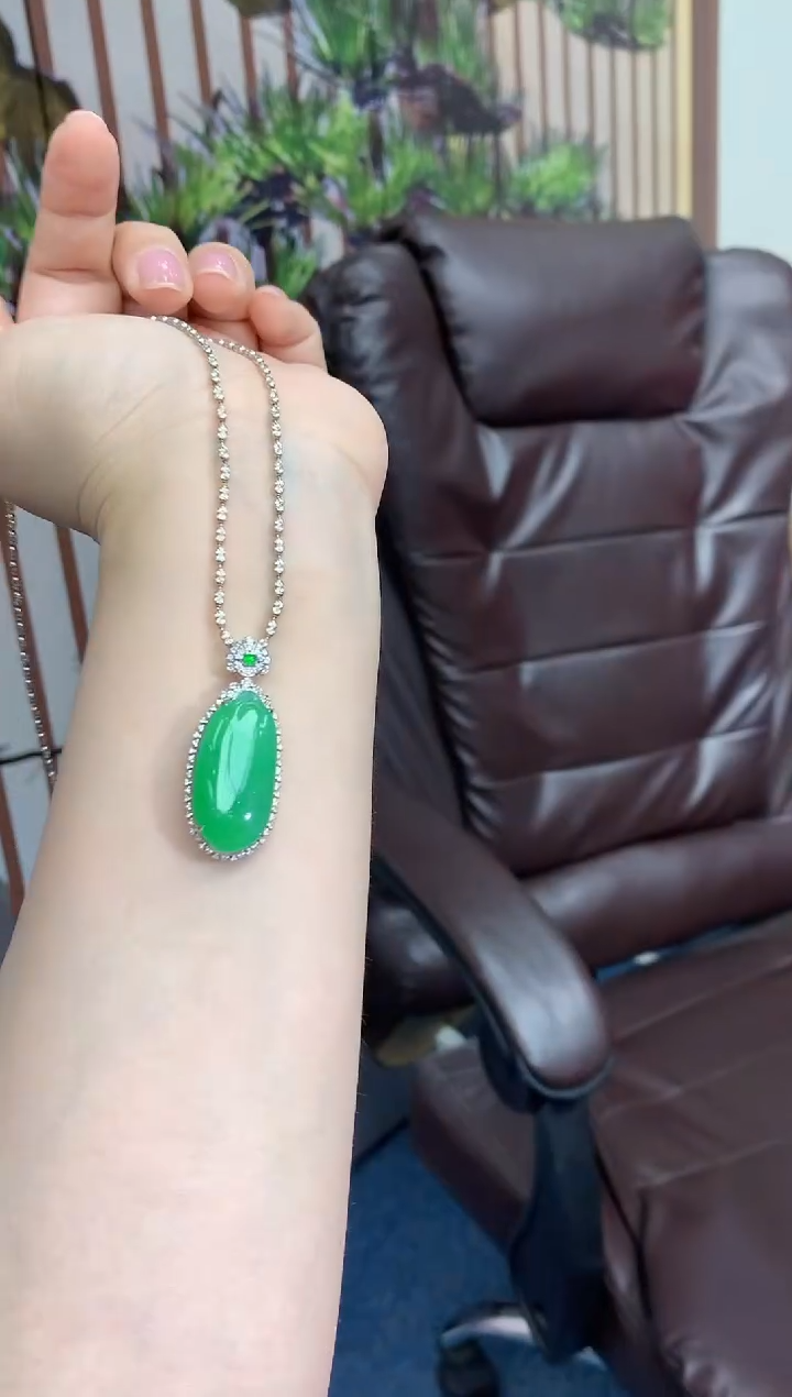 【闪购商品】翡翠吊坠(不含链)18K金镶嵌754-中国好珍宝