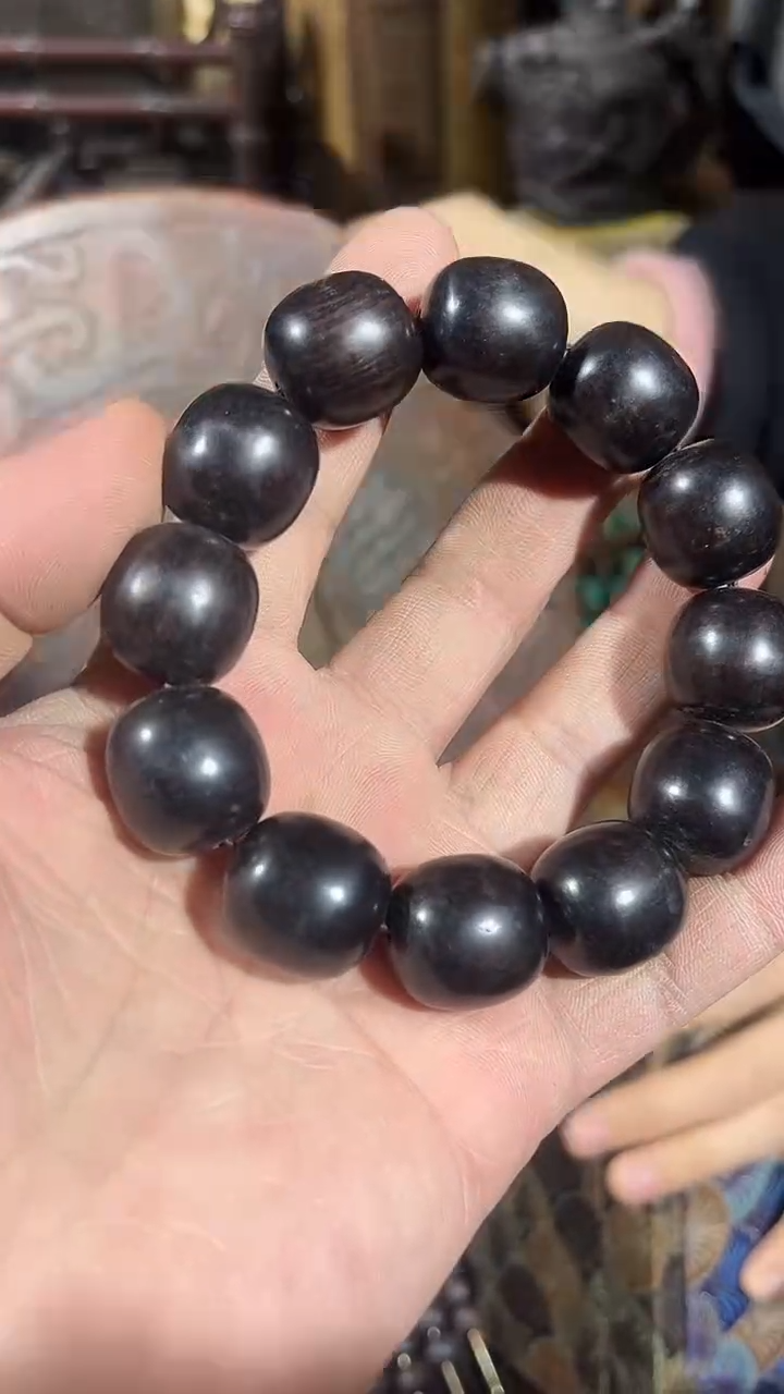 【闪购商品】滴血莲花菩提吊坠1