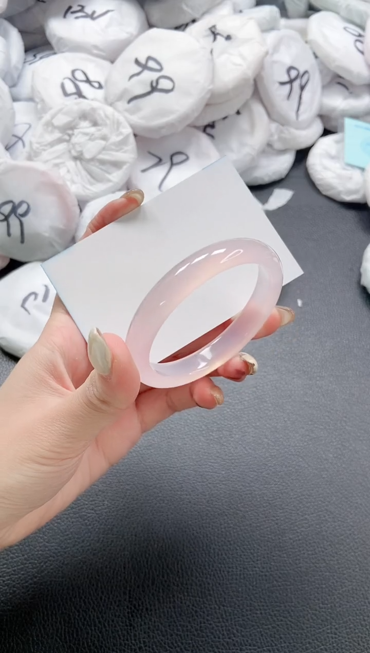 【闪购商品】石英质玉手镯未镶嵌 6L67-52