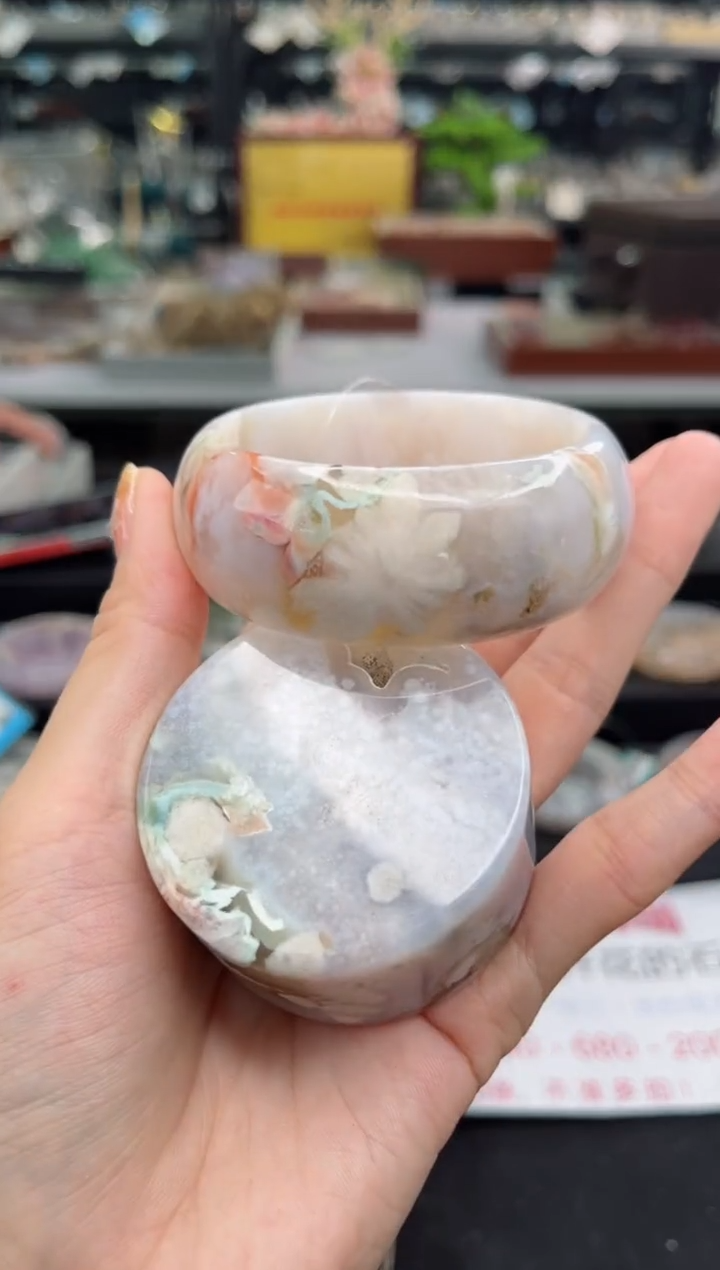 【闪购商品】石英质玉手镯未镶嵌54圈口（赠品镯心）1503022