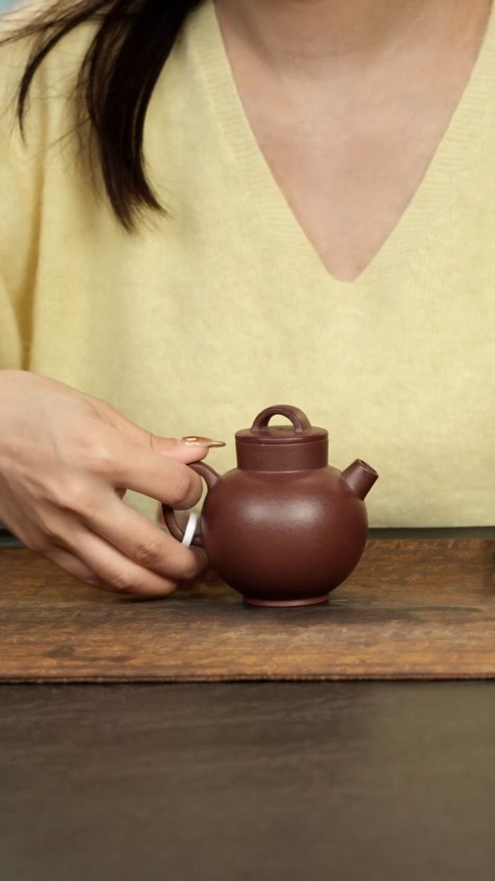 茶壶紫砂高巨轮老紫泥150cc
