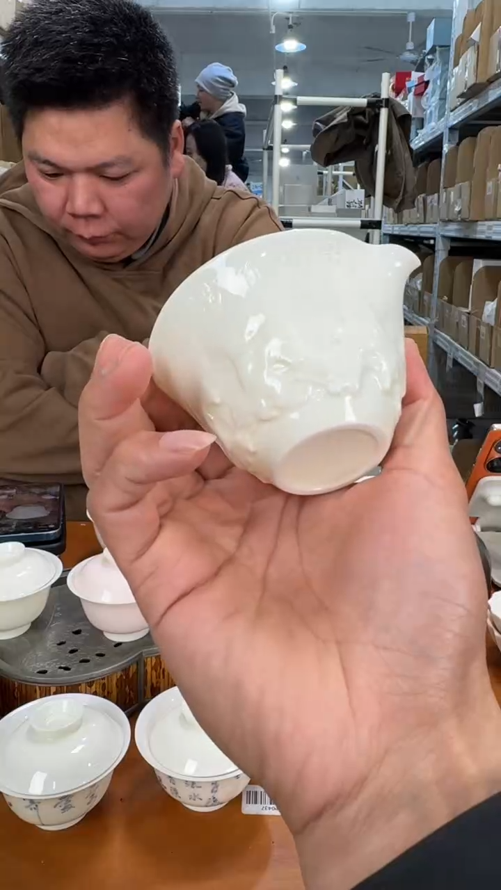 【闪购商品】瓷片111111111@@HJP189