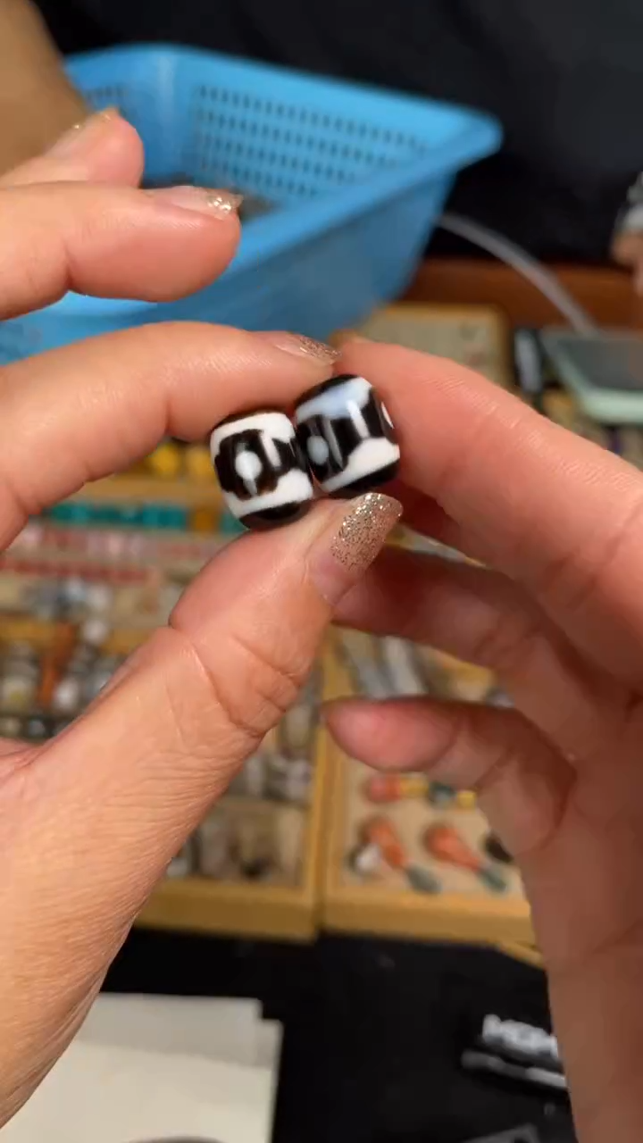 玛瑙/玉髓颈饰未镶嵌坛城一对140