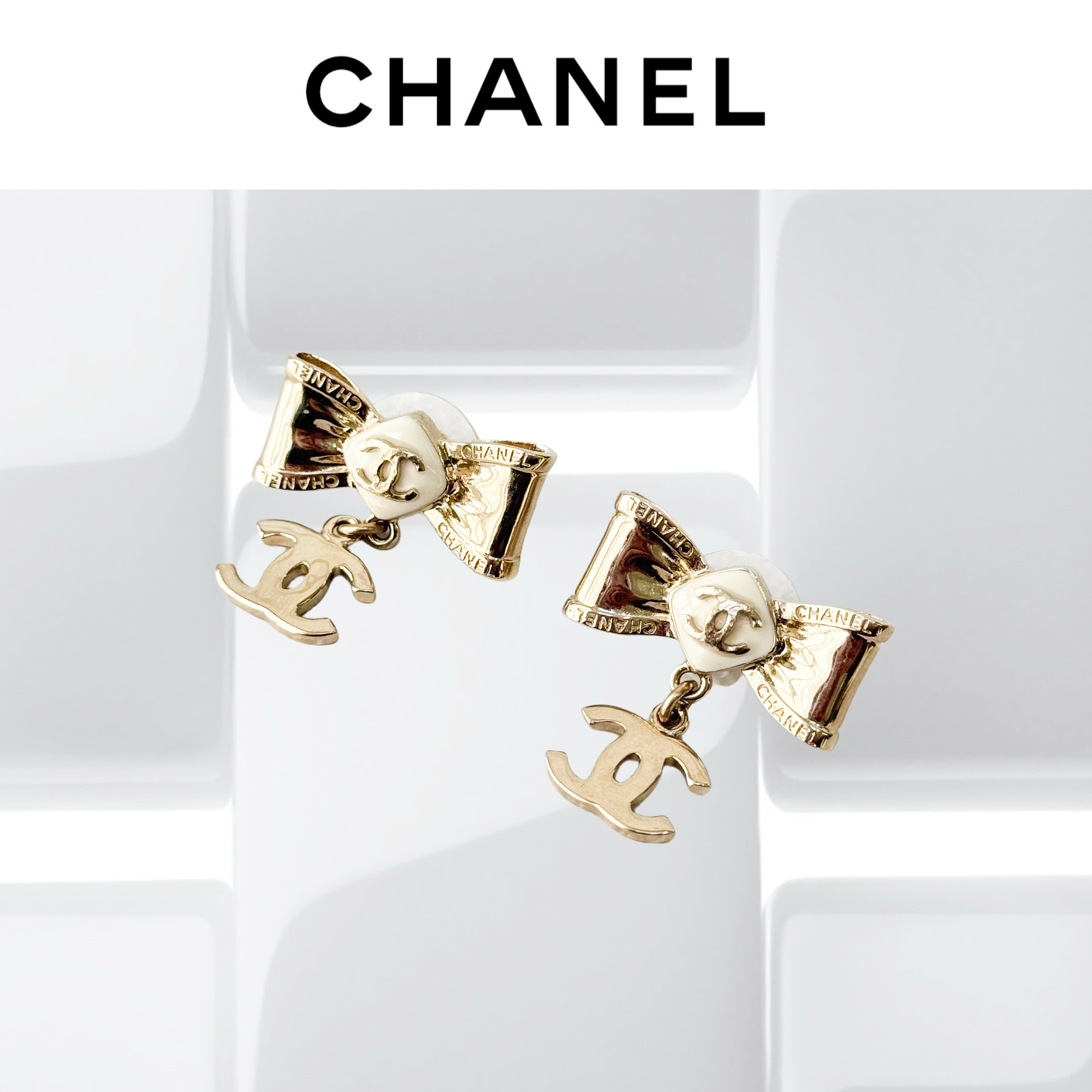 99新 Chanel/香奈儿 22S金色蝴蝶结双C耳钉