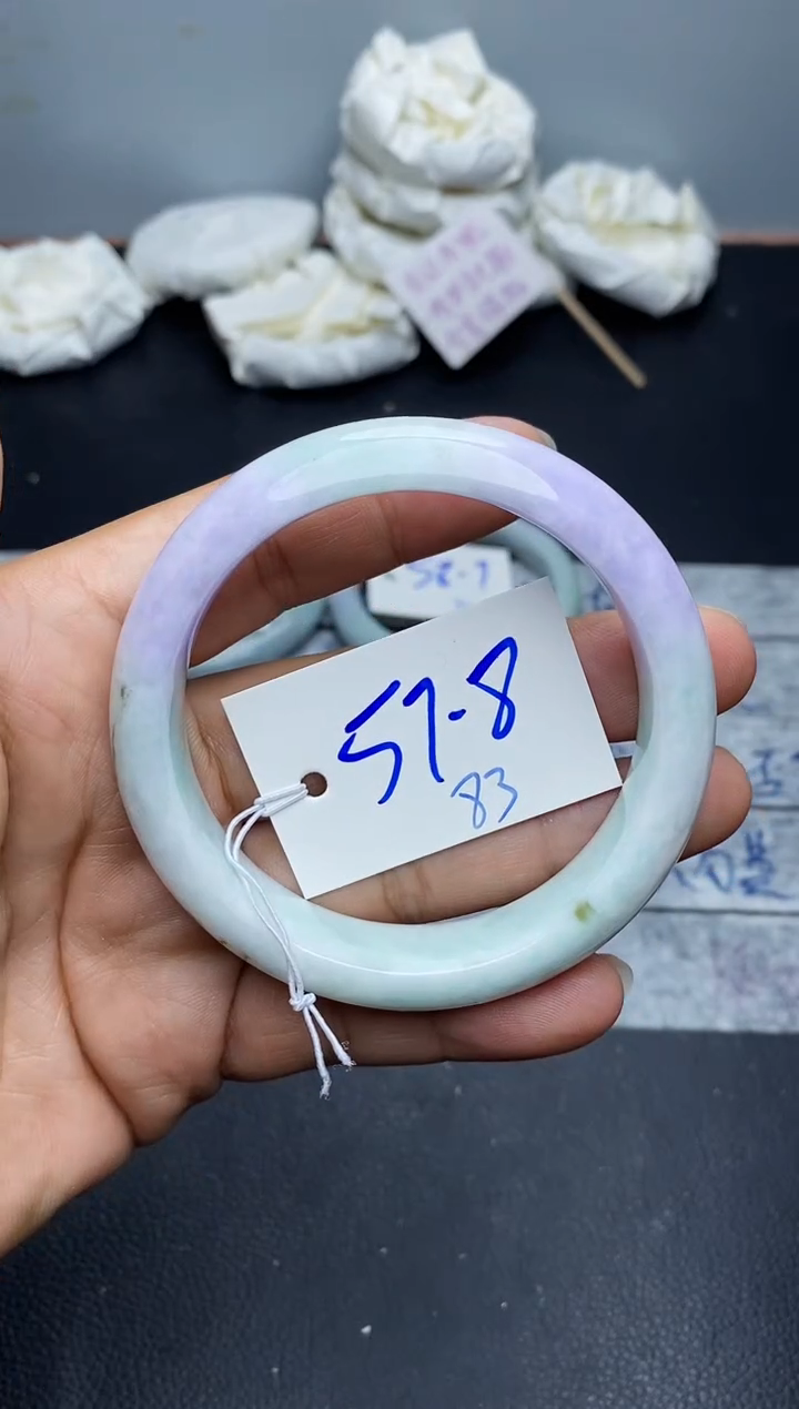 未镶嵌手镯翡翠83