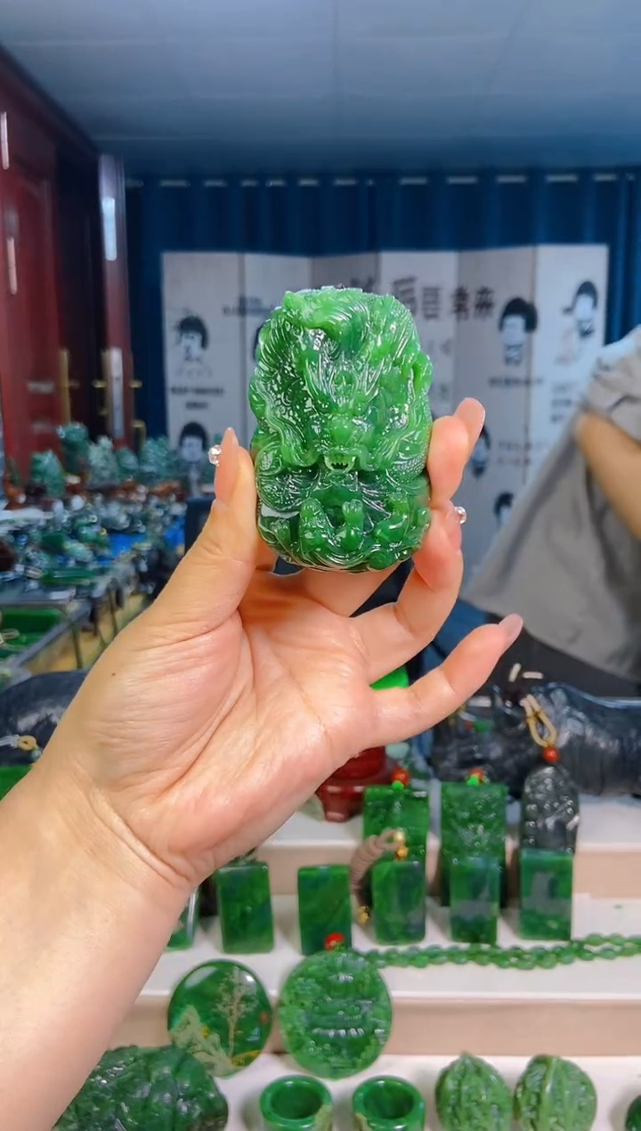 和田玉未镶嵌挂件1