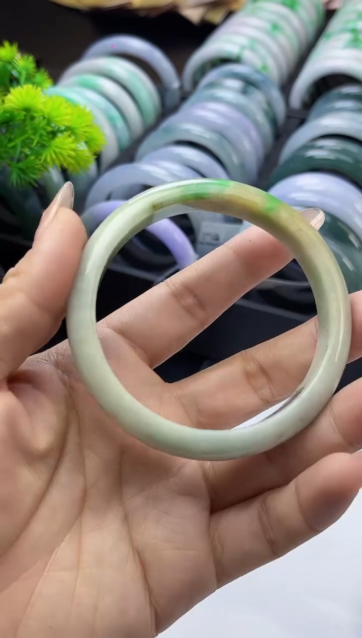 【闪购商品】翡翠手镯未镶嵌翡翠1