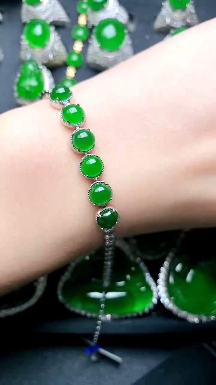 【闪购商品】翡翠手链未镶嵌蛋面手链
