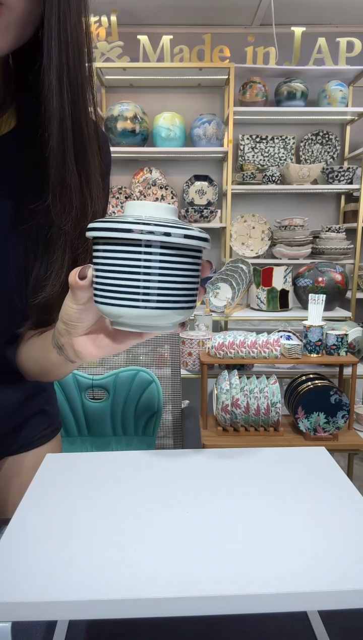 陶瓷蓝驹蒸蛋盅一支