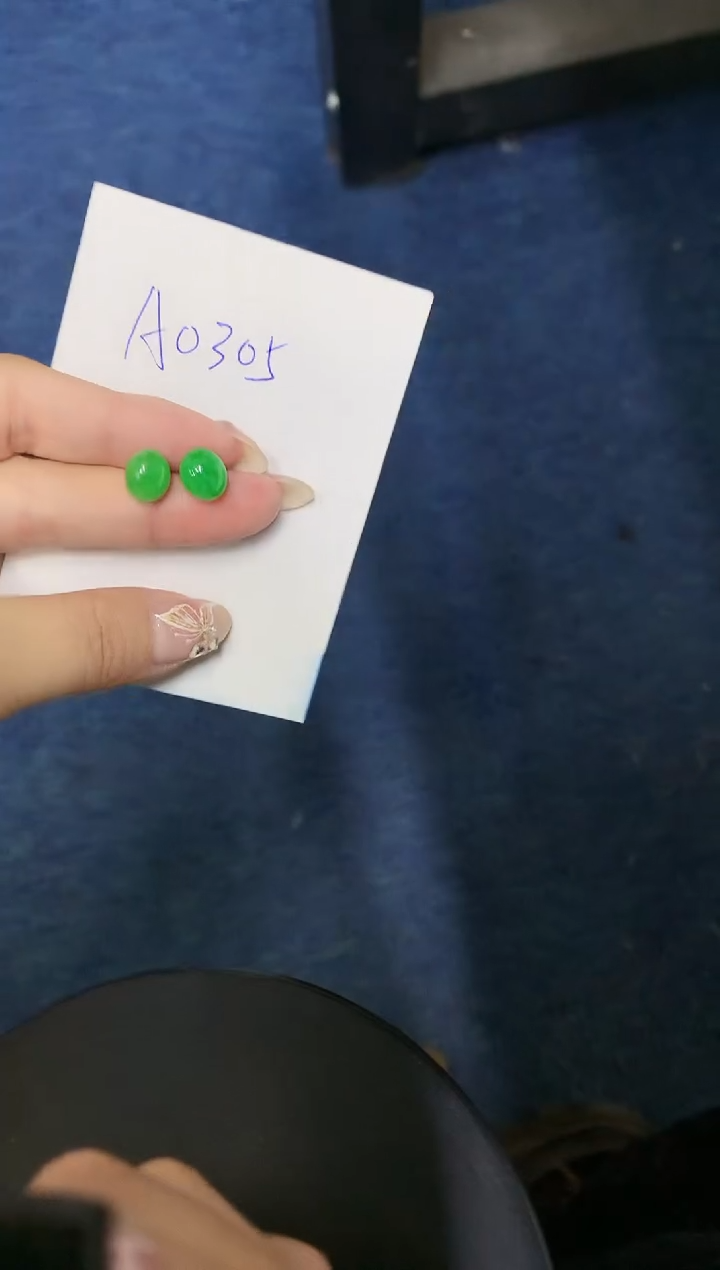 【闪购商品】翡翠颈饰18K金镶嵌0000000000