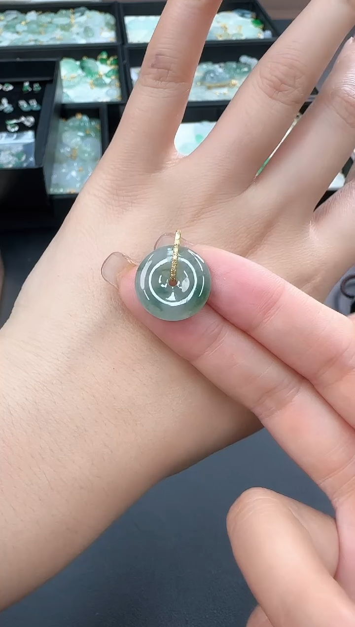 【闪购商品】翡翠颈饰18K金镶嵌25021380