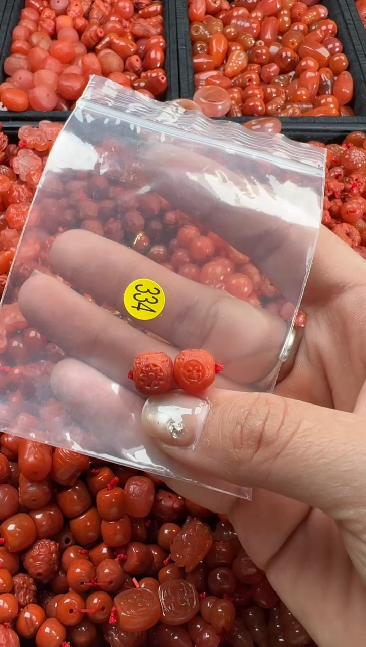 【闪购商品】南红玛瑙颈饰未镶嵌1