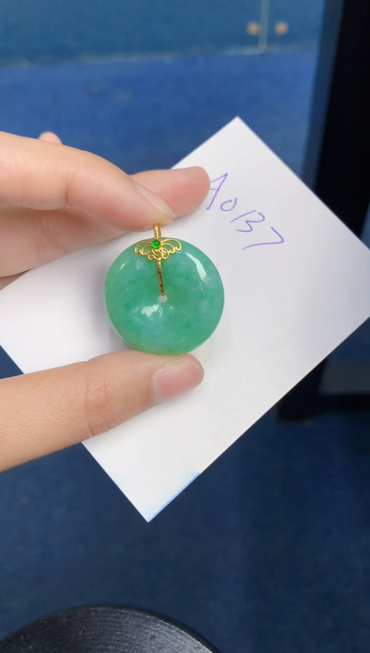 【闪购商品】翡翠颈饰18K金镶嵌00000000000