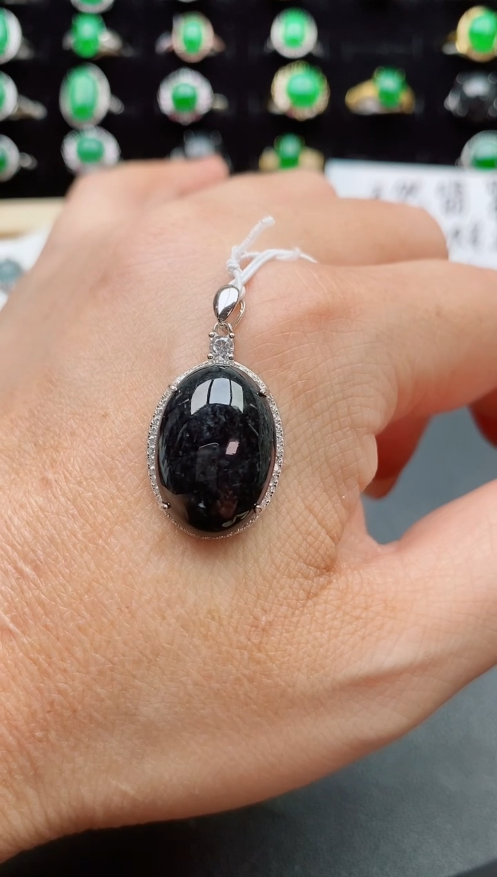 【闪购商品】翡翠吊坠(赠链)银S925镶嵌50800