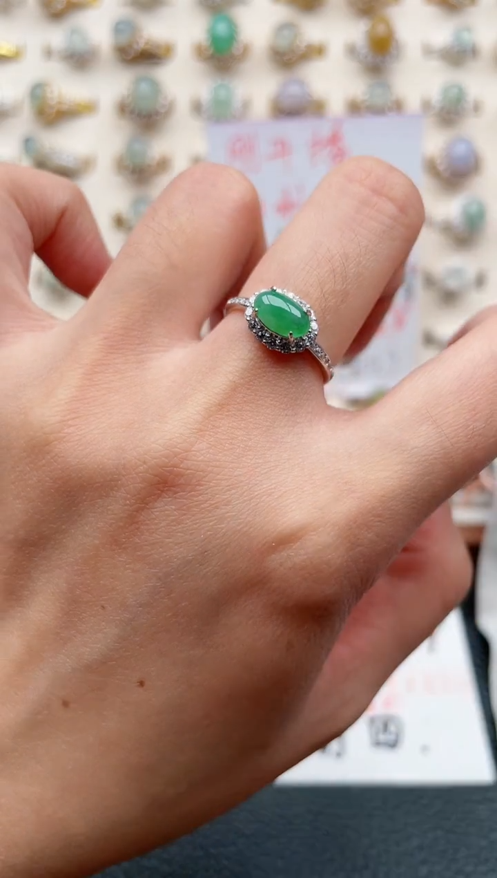 【闪购商品】翡翠戒指银S925镶嵌1111