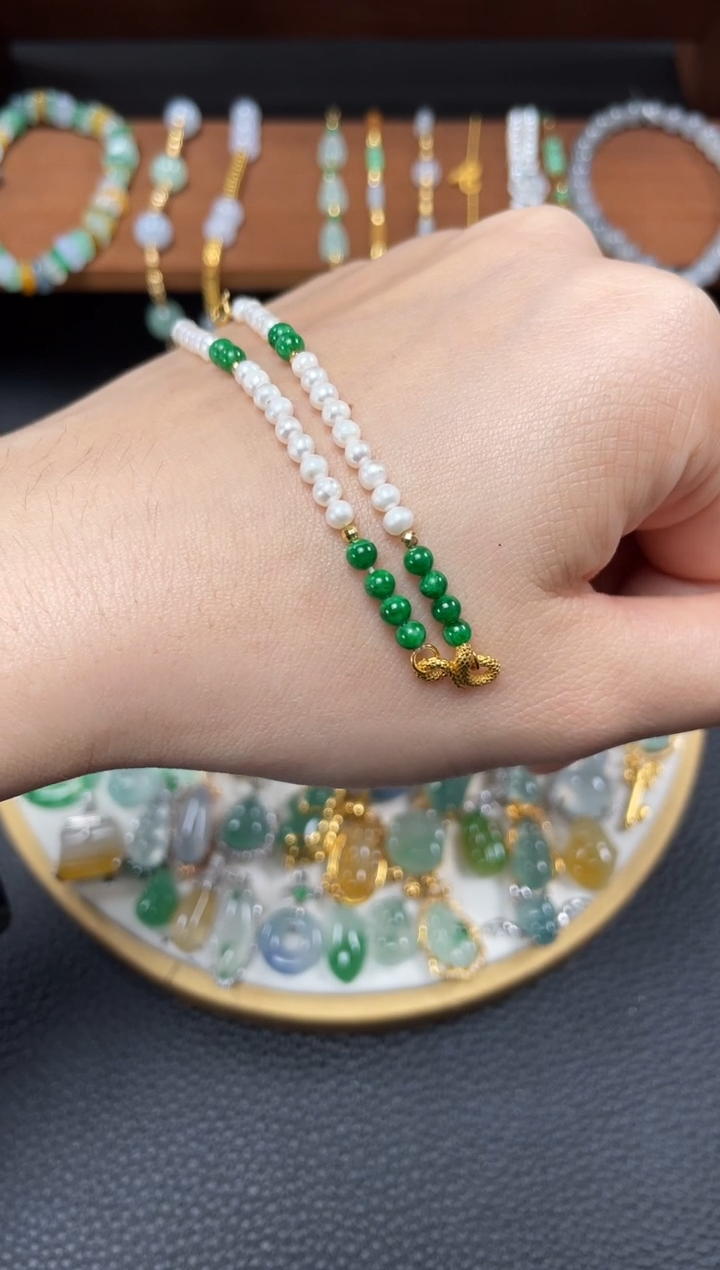 【闪购商品】翡翠套链18K金镶嵌一个  JK670