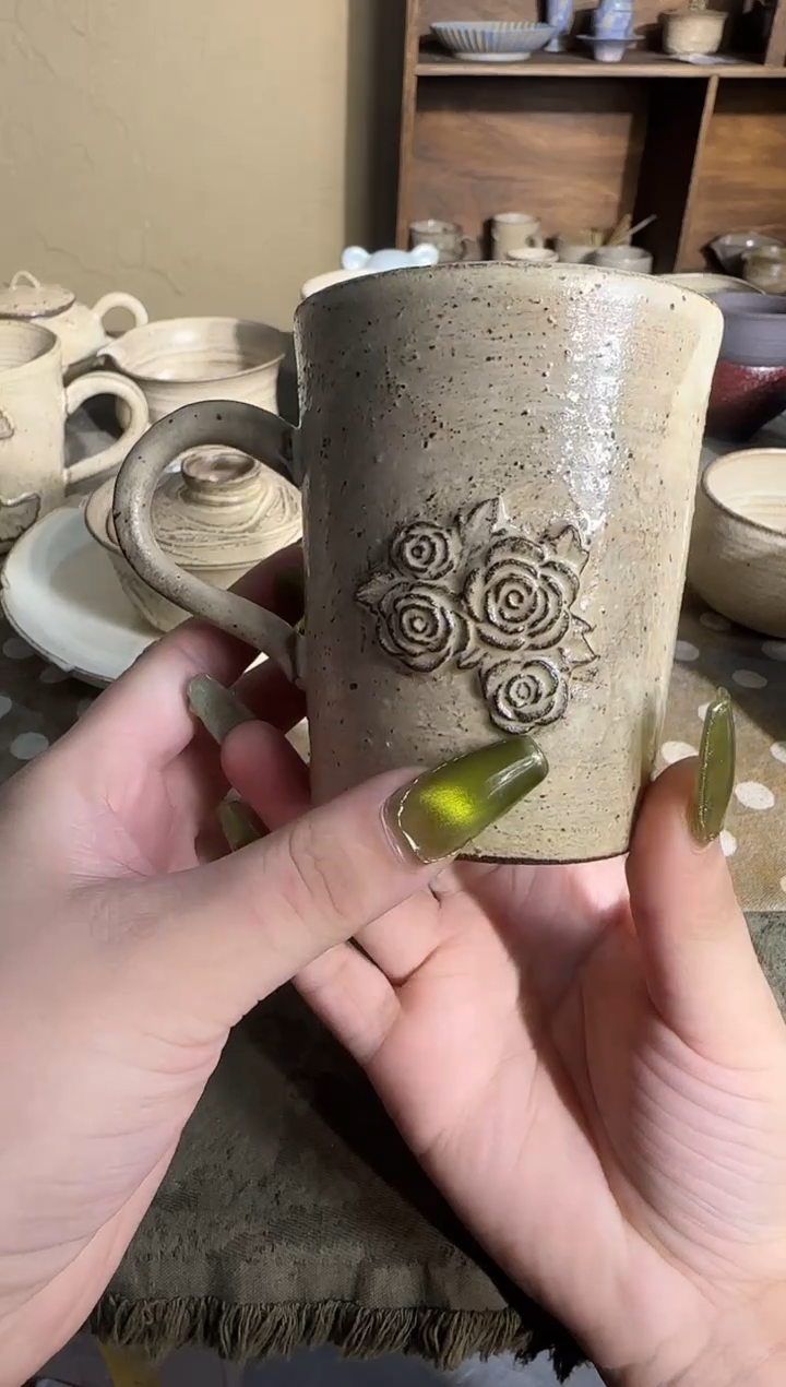 瓷片手作粉引立体雕刻玫瑰咖啡杯