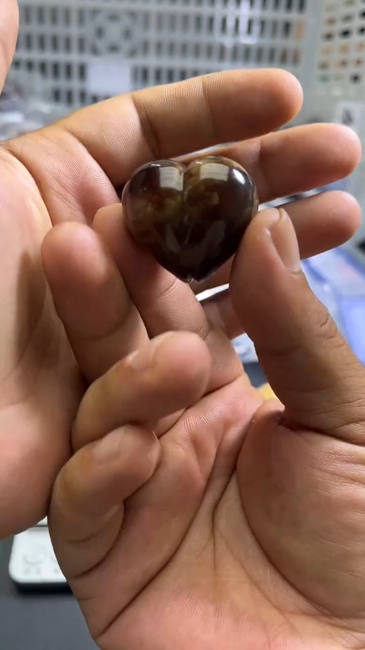 裸石琥珀未镶嵌11