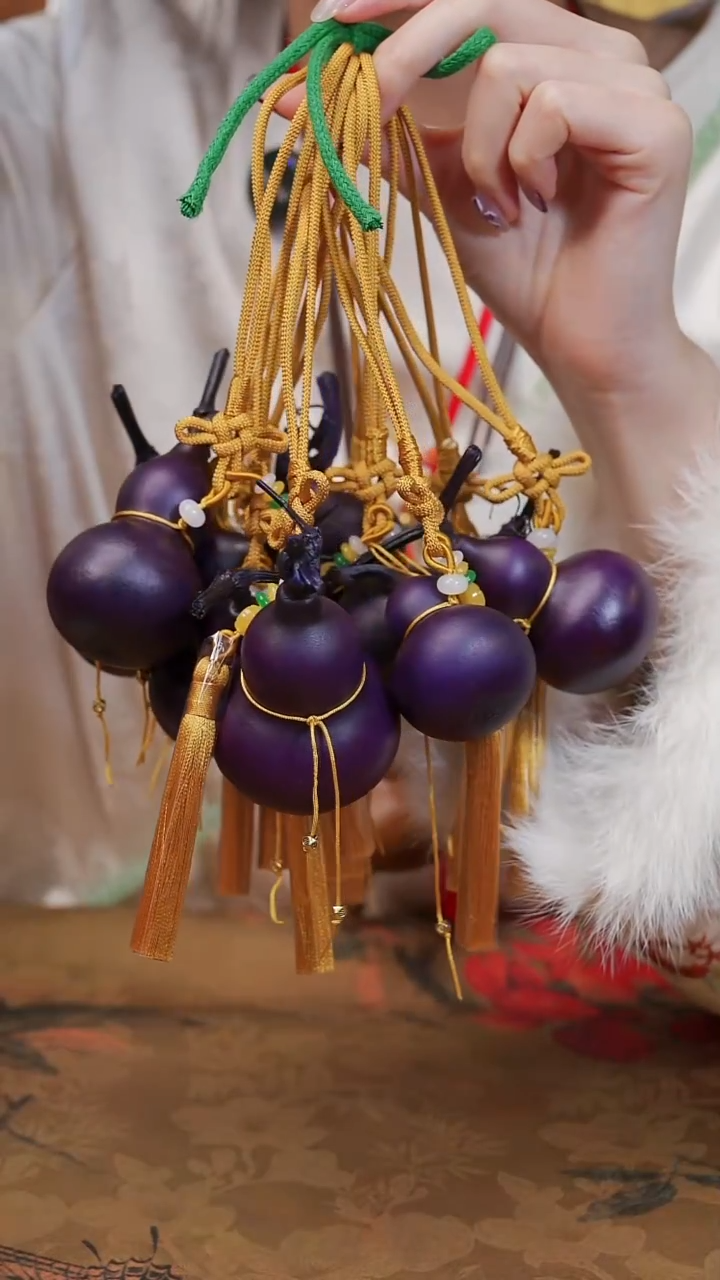 19漆艺工艺小葫芦（随机）9.9