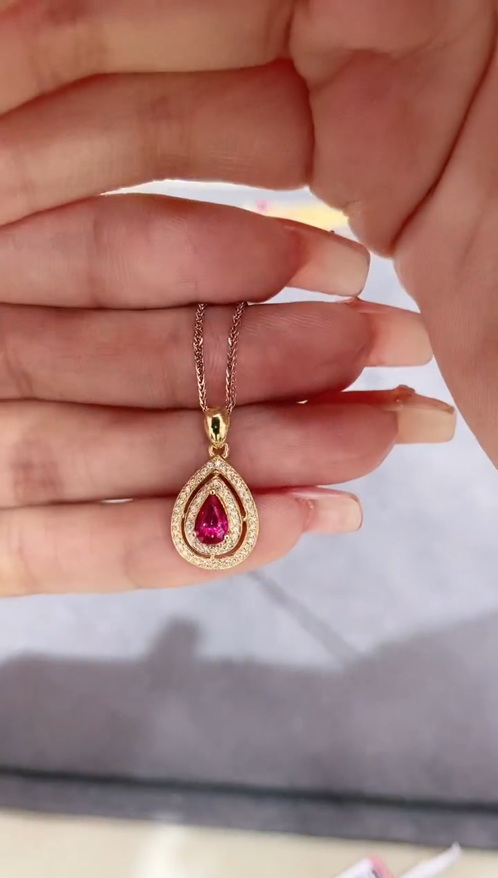 18K金镶嵌天然无烧红宝石吊坠水滴（不含链）K黄