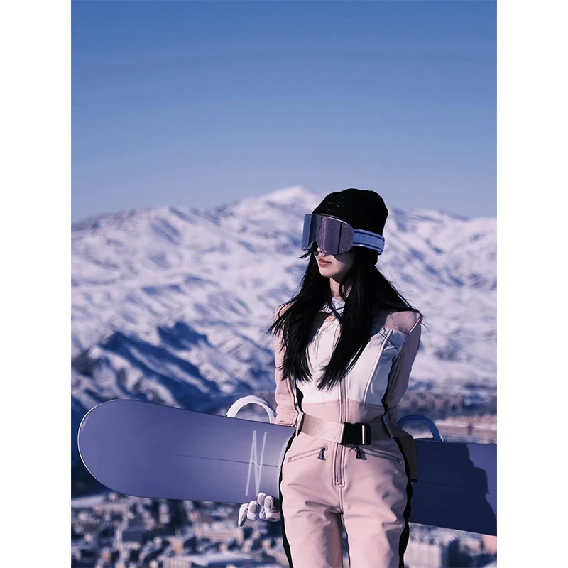芙沿淡粉色连体滑雪服套装女2025冬季新款超好看户外加厚保暖雪服