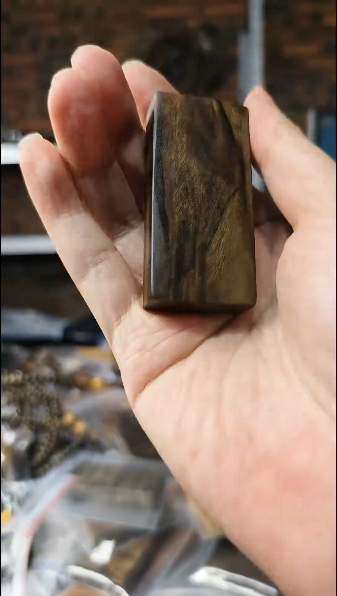 【闪购商品】金丝楠无事牌手把件