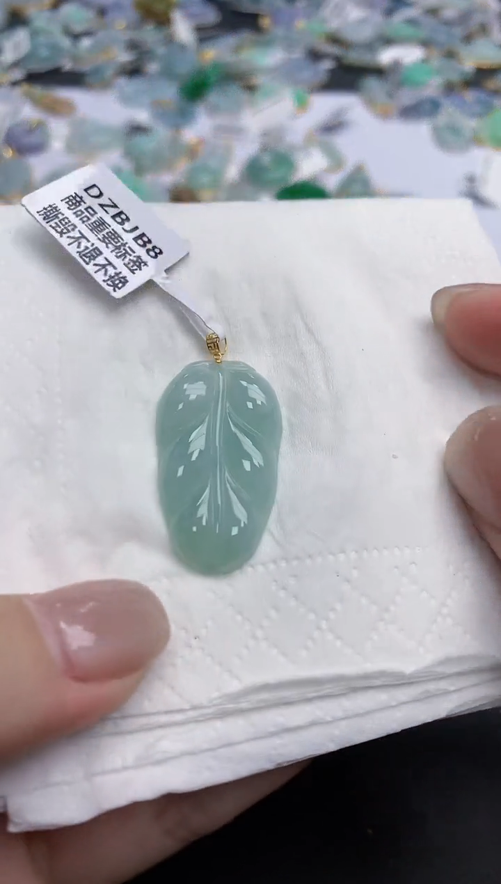 【闪购商品】翡翠颈饰18K金镶嵌天然缅甸翡翠A货