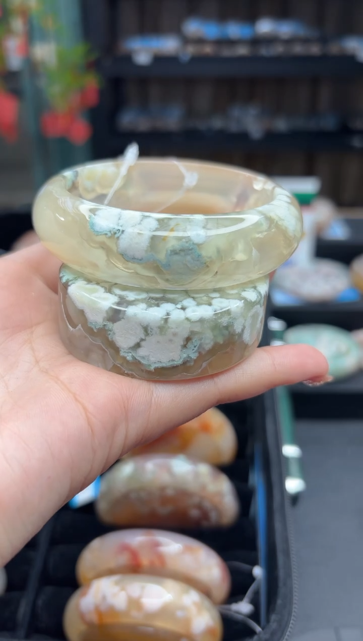 【闪购商品】石英质玉手镯未镶嵌279（60圈赠送镯心）