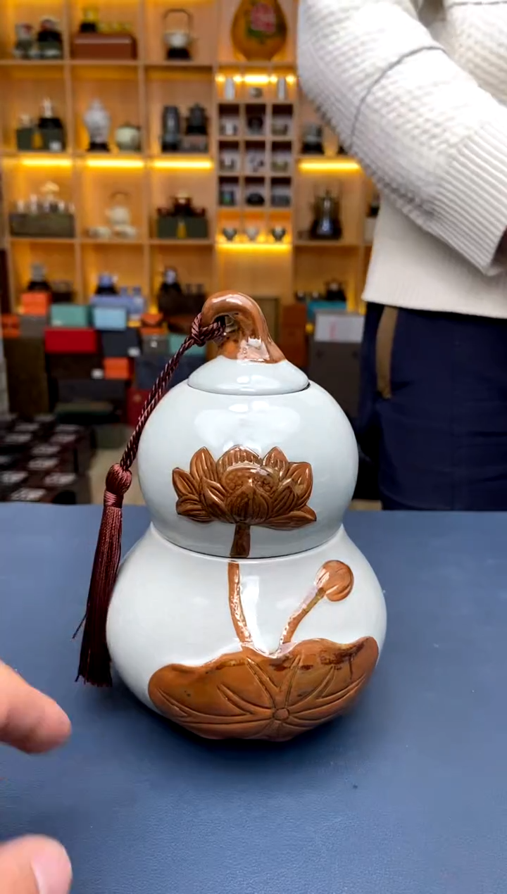 【闪购商品】撤柜高货，价格随便开@@D092