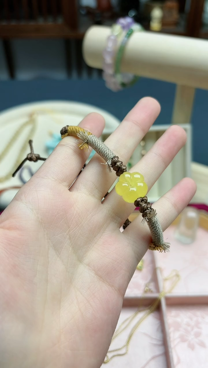 【闪购商品】琥珀裸石未镶嵌蜜蜡小花手绳*1 YX