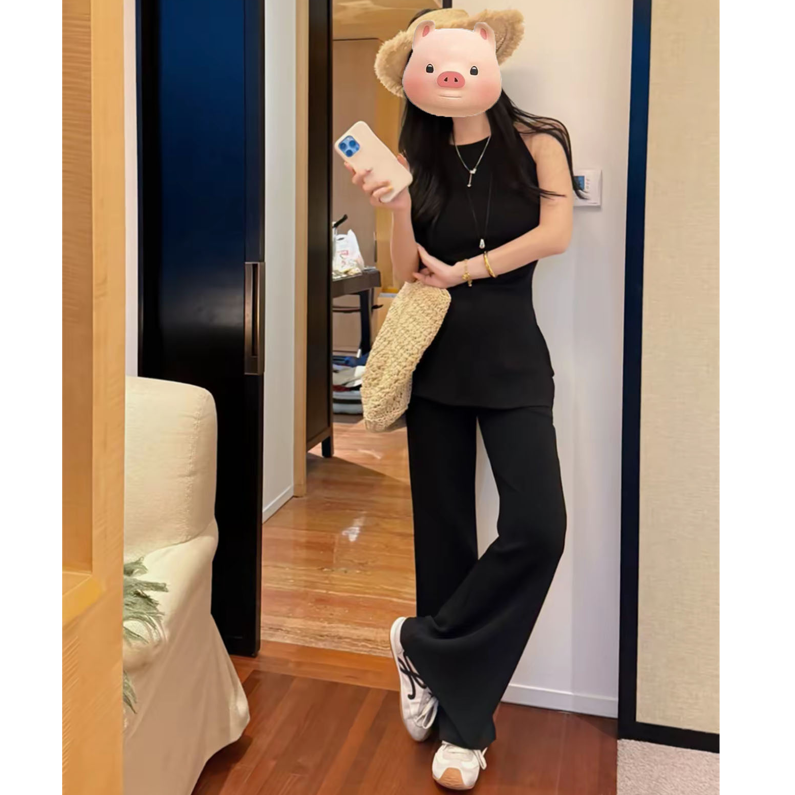 【显瘦纸片人】2025廓形遮胯黑色吊带上衣微喇腿精长裤套装3279#