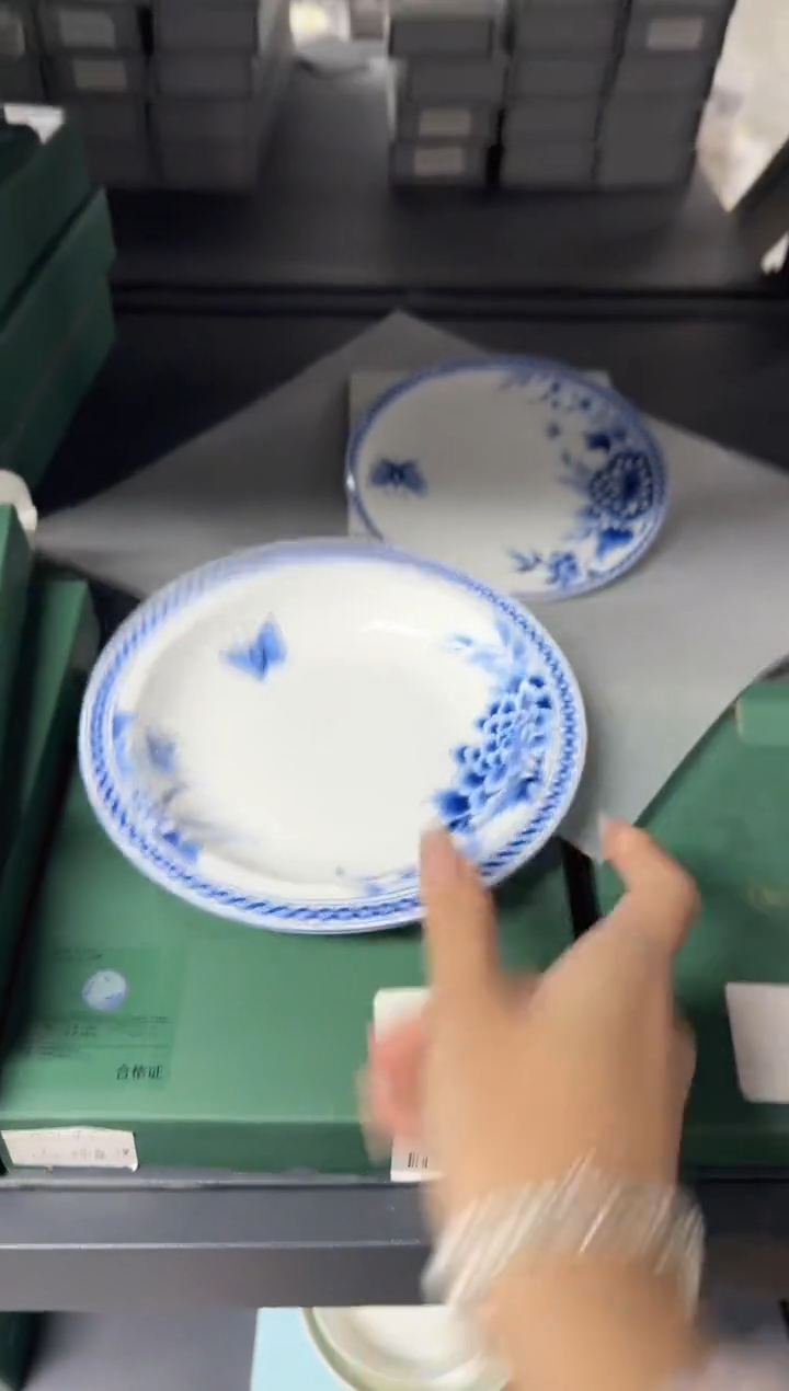 【闪购商品】小乔推荐如图所示3123