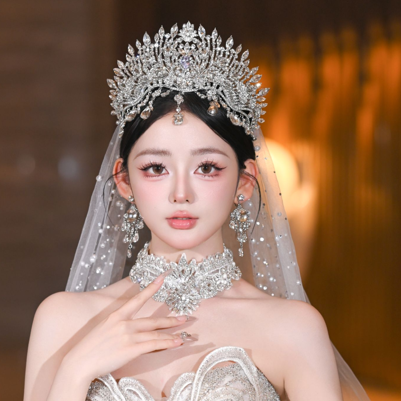 合金仿水晶婚庆饰品 01152新款新娘重工皇冠带额饰款礼服头饰