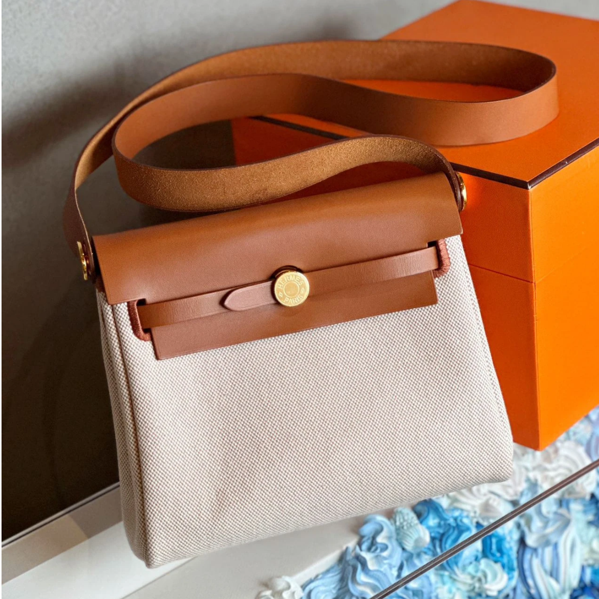 99新 Hermes/爱马仕 mini herbag单肩包/金棕K刻/251208LJJVB01