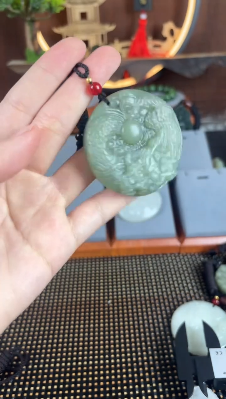 【闪购商品】和田玉颈饰未镶嵌1