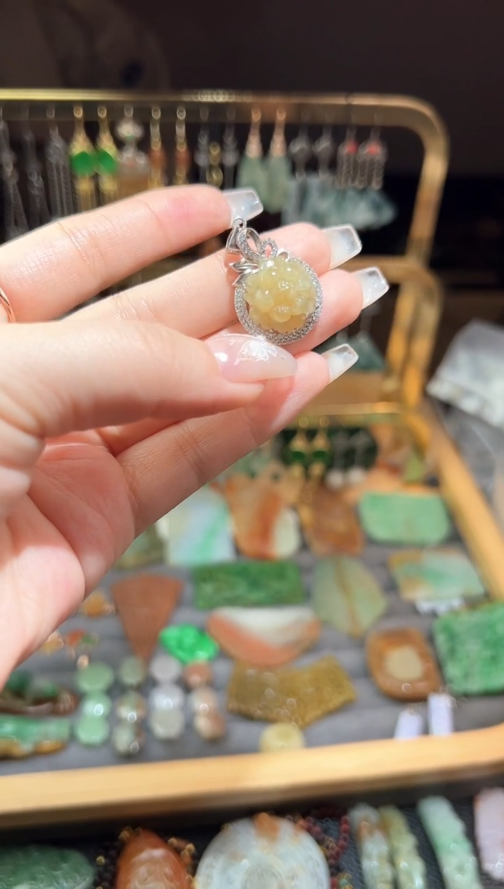 【闪购商品】翡翠耳饰未镶嵌翡翠