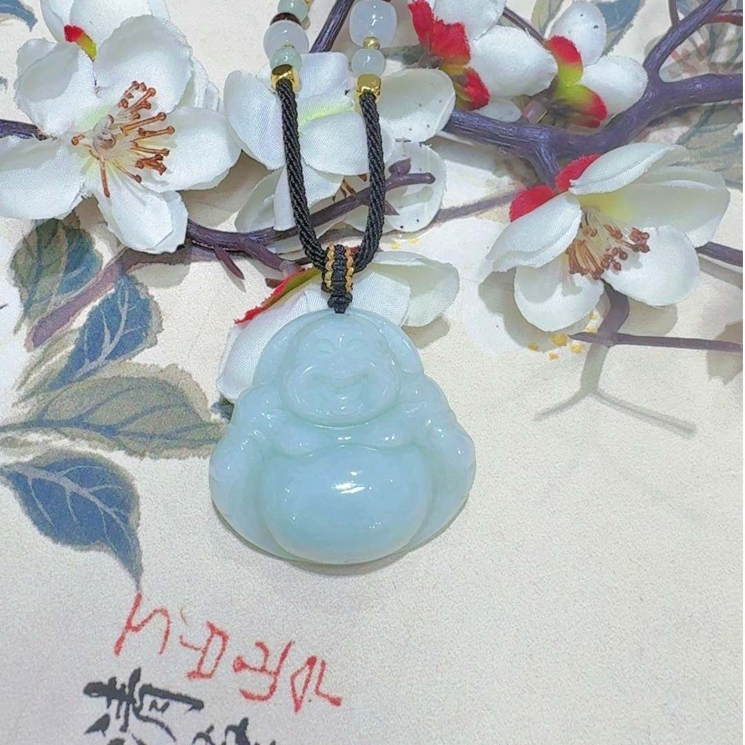 天然翡翠A货佛公（多样性发货只发一件）宽38-43高36-38厚11-12送绳