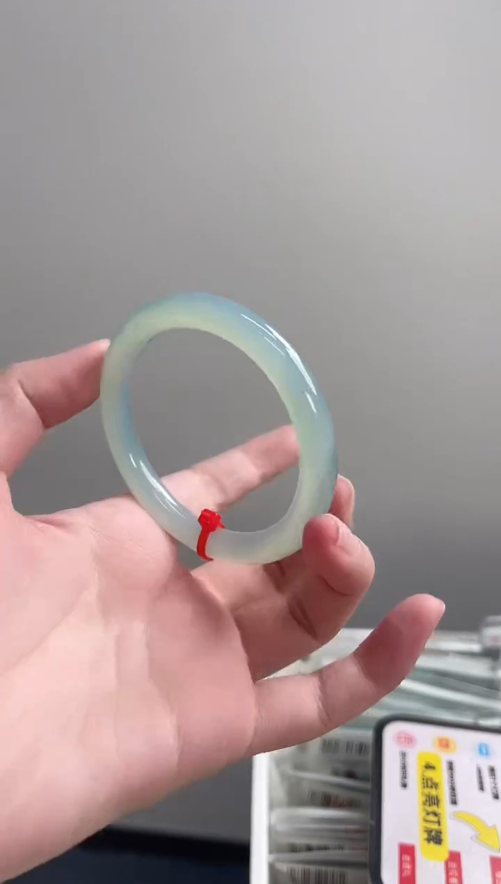 玛瑙/玉髓手镯未镶嵌55-56圈圆条