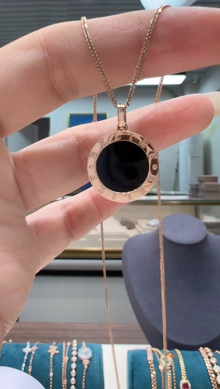 【闪购商品】玛瑙/玉髓吊坠(不含链)18K金镶嵌双面黑红圆饼吊坠