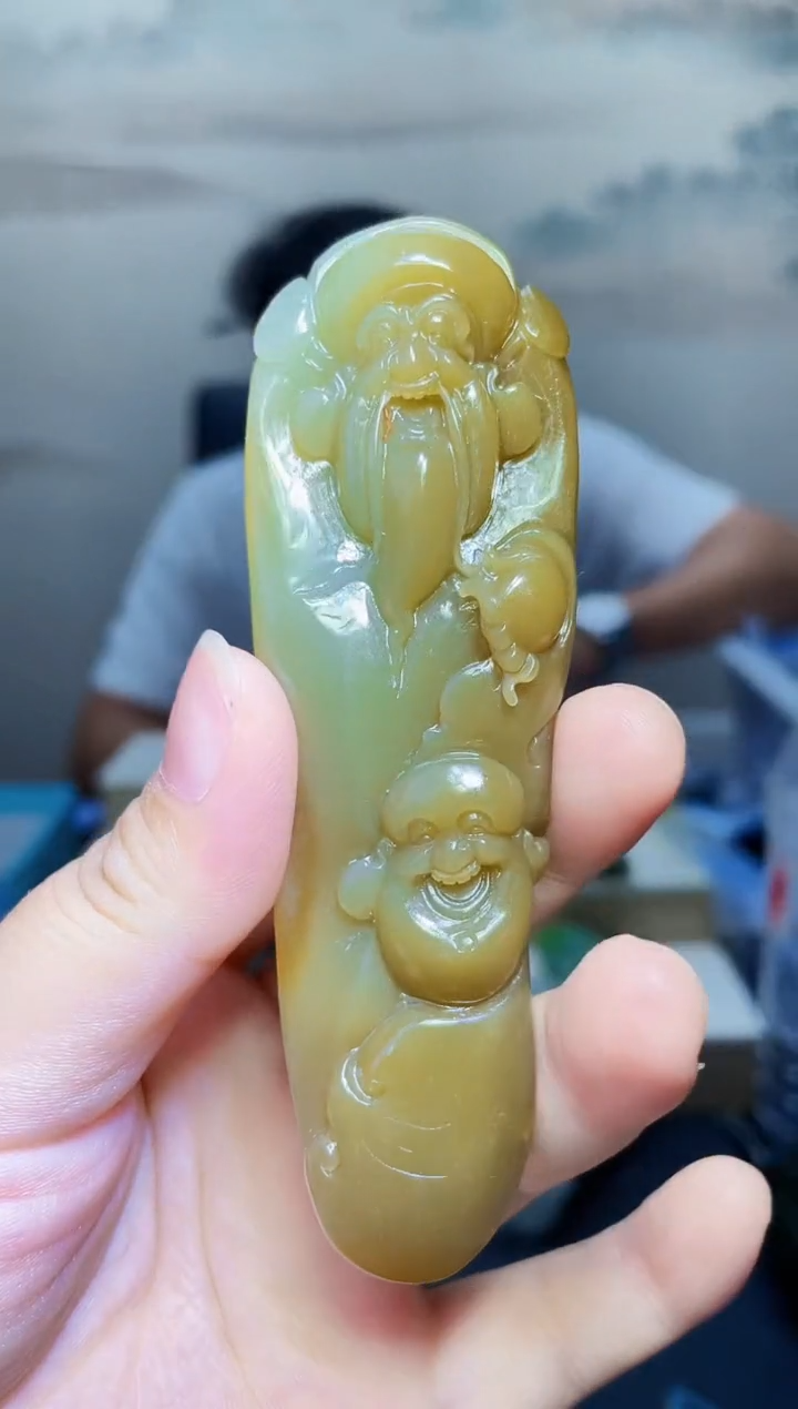 和田玉未镶嵌颈饰1