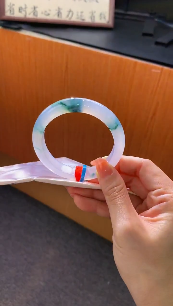 未镶嵌手镯翡翠-Q72 圈口56.9 全款21.8万 定金2万