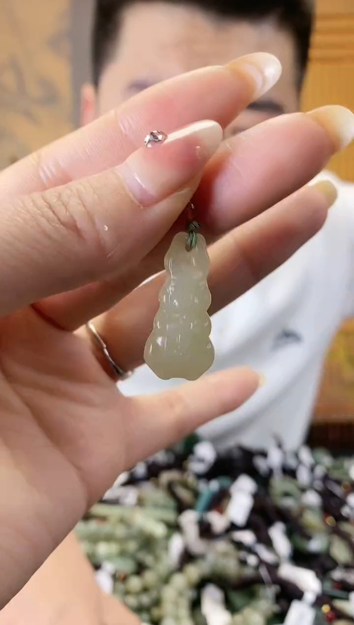 【闪购商品】和田玉颈饰未镶嵌多样性发货，拍一发一